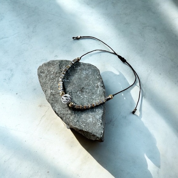 Liang & Jessie’s string collection - Picture 3 of 11